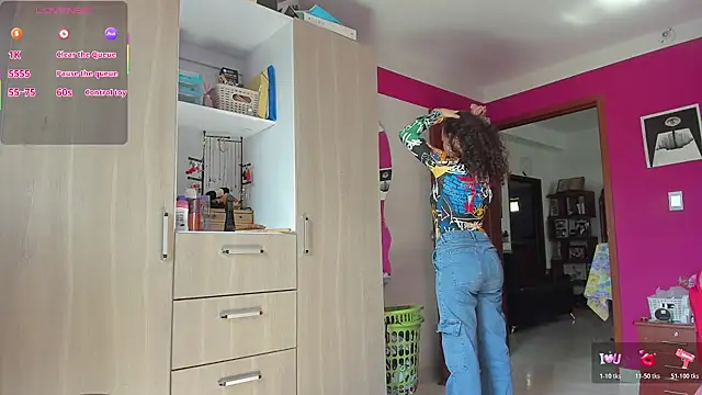 Snapshot of Angela_hank2 chatting on November 22, 2:38 pm Angela hank2 online show from November 22, 2:38 pm