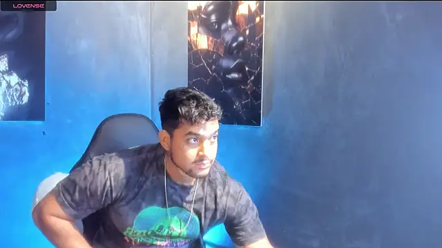 Snapshot of Big_furry_bear13 chatting on September 28, 5:02 am Big furry bear13 online show from September 28, 5:02 am