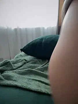 HotXMom online show from January 21, 7:58 am