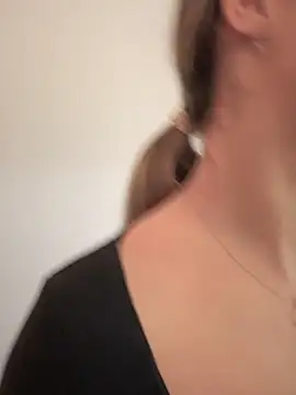 HotXMom online show from February 7, 4:27 am