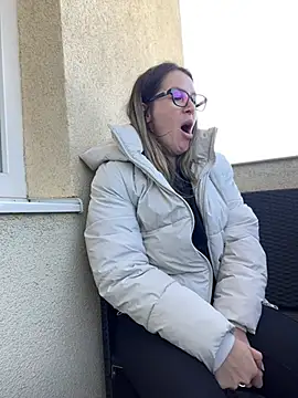 HotXMom online show from March 22, 10:28 am