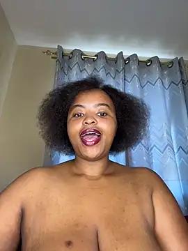 Linahlove online show from March 17, 9:23 am