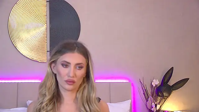 EvellineClaire online show from October 11, 8:35 am