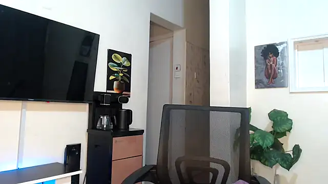 Horny princes online show from January 30, 9:15 am