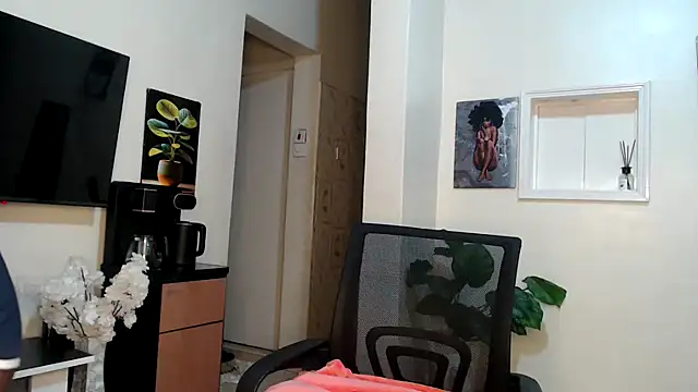 Horny princes online show from February 6, 7:29 pm