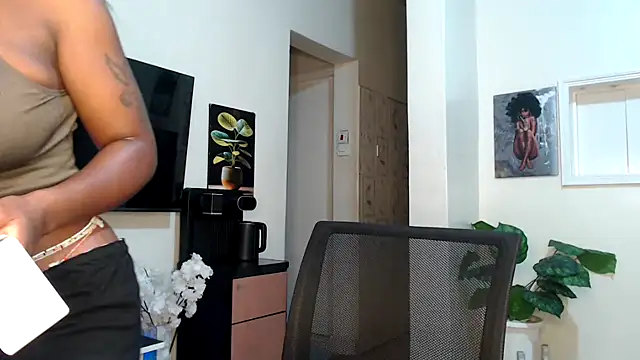 Horny princes online show from February 13, 3:39 am