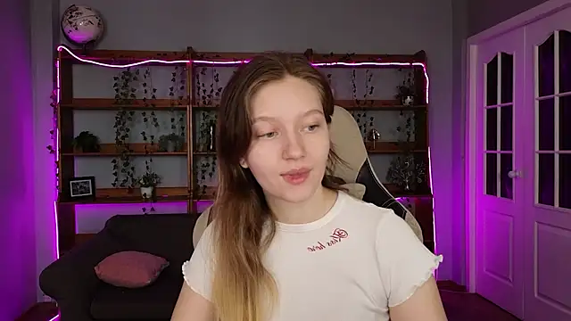 Ksuhesa online show from February 9, 8:07 am