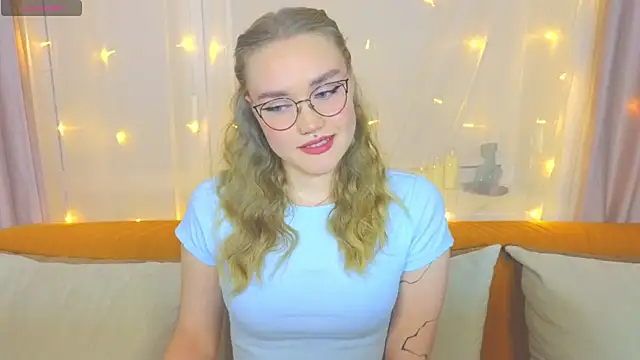 Aurora Golden1 online show from February 25, 3:38 pm