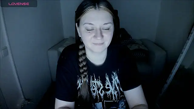 AlisaBacker online show from December 26, 7:35 am