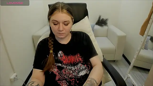 AlisaBacker online show from December 27, 10:37 pm