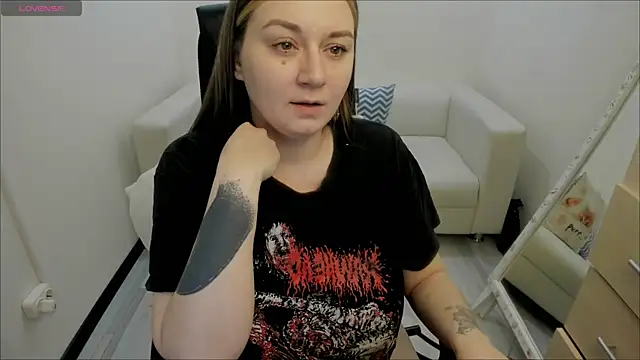 AlisaBacker online show from January 28, 4:41 pm