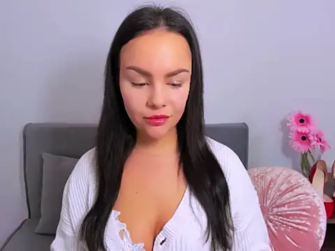 KendalNew online show from February 3, 5:03 pm