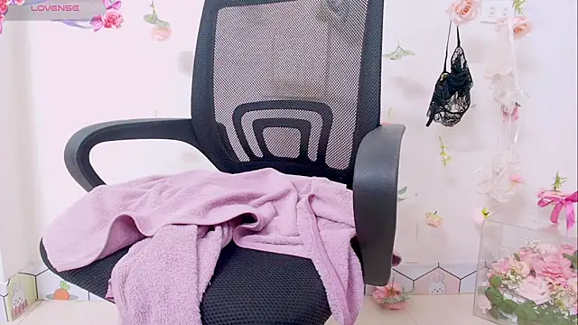 Embez-Damdang online show from December 6, 6:17 pm