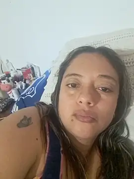 Snapshot of _MaripossaSexy_ chatting on February 4, 3:23 am MaripossaSexy online show from February 4, 3:23 am