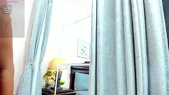 Snapshot of AriSweet chatting on March 12, 6:55 pm AriSweet online show from March 12, 6:55 pm