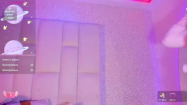 Summer walkerr online show from January 16, 6:48 pm