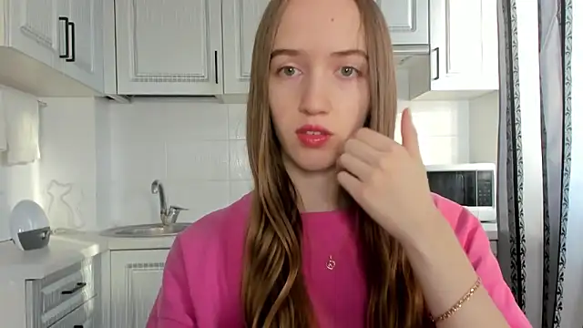 Snapshot of leslie_my_lovee chatting on November 23, 8:03 am leslie my lovee online show from November 23, 8:03 am