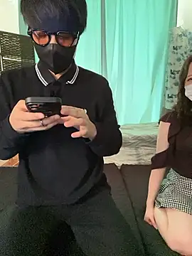 Snapshot of pako60_pako60 chatting on November 18, 4:28 am pako60 pako60 online show from November 18, 4:28 am