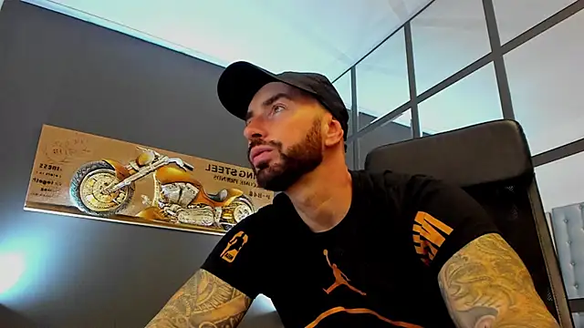 AronGrant online show from October 3, 9:06 am