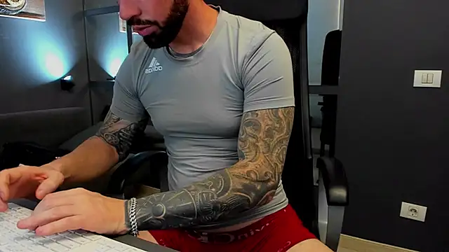 AronGrant online show from November 1, 11:12 am