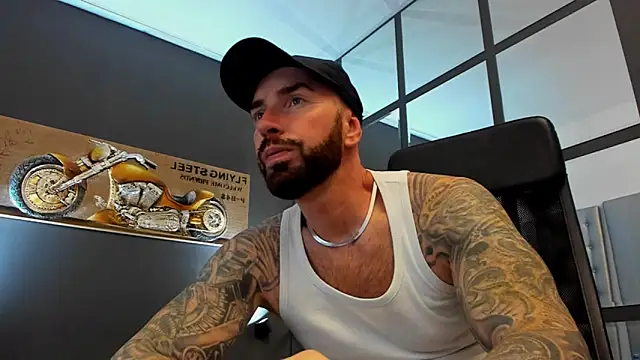 AronGrant online show from November 2, 10:28 am