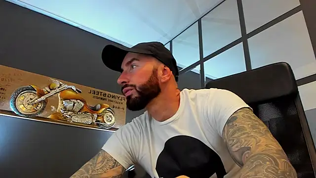 AronGrant online show from April 19, 9:41 am