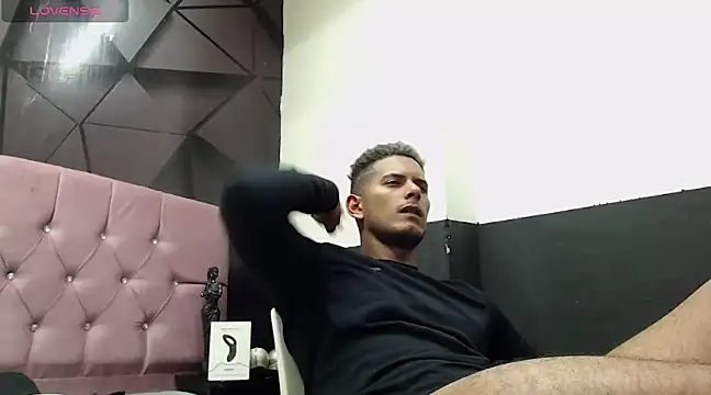 Chris Dick23 online show from December 31, 11:20 am