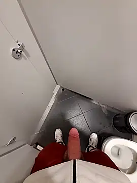 Snapshot of sevvvvsevvvv1 chatting on December 21, 3:41 pm sevvvvsevvvv1 online show from December 21, 3:41 pm