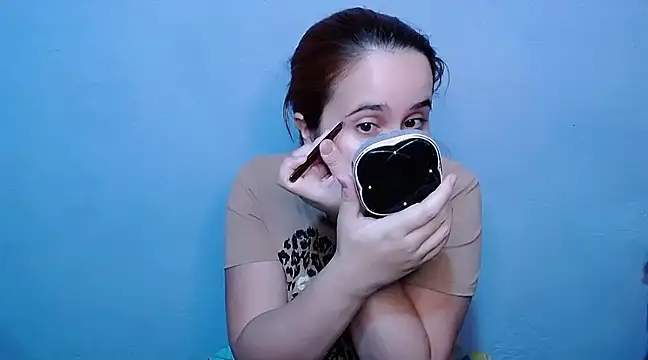 Snapshot of SubLayla01 chatting on January 10, 5:34 pm SubLayla01 online show from January 10, 5:34 pm