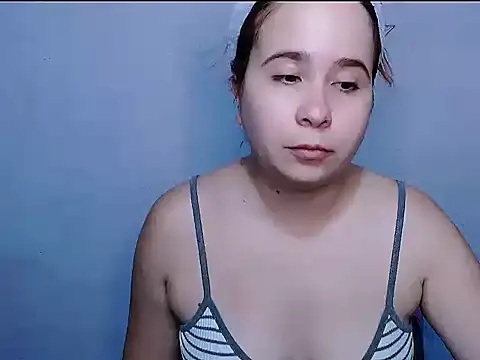 Snapshot of SubLayla01 chatting on November 1, 5:15 pm SubLayla01 online show from November 1, 5:15 pm