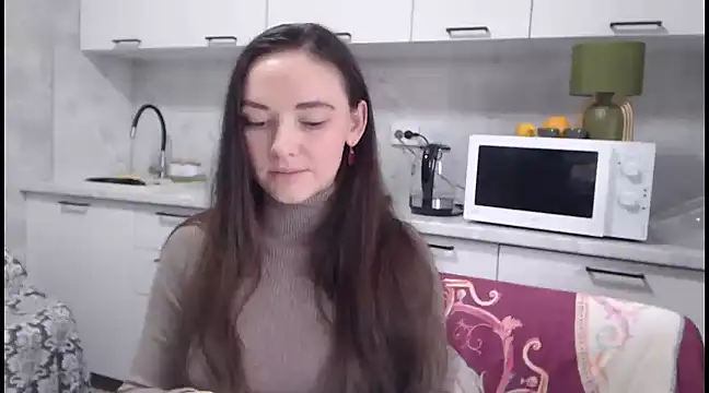 Snapshot of StacyMind chatting on December 23, 8:00 am StacyMind online show from December 23, 8:00 am