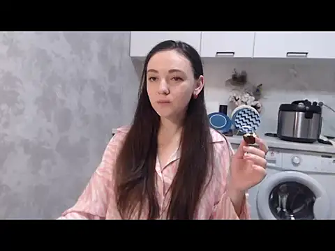 Snapshot of StacyMind chatting on January 18, 9:55 pm StacyMind online show from January 18, 9:55 pm