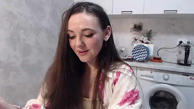 Snapshot of StacyMind chatting on February 8, 8:21 pm StacyMind online show from February 8, 8:21 pm