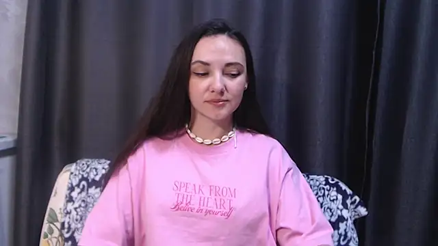 Snapshot of StacyMind chatting on September 28, 7:30 pm StacyMind online show from September 28, 7:30 pm