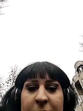 EmmaKrosss online show from December 20, 1:11 pm