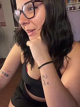 agoosvokk online show from February 14, 3:36 am