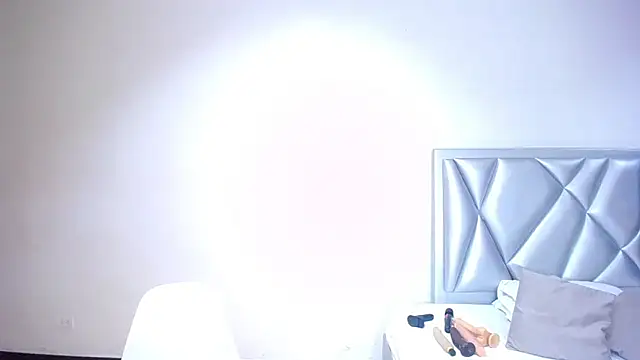 Snapshot of exotic_karmella chatting on January 21, 8:43 pm exotic karmella online show from January 21, 8:43 pm