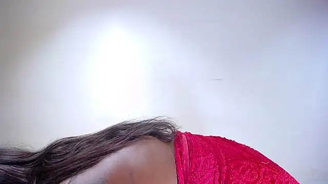 Snapshot of exotic_karmella chatting on January 29, 2:19 am exotic karmella online show from January 29, 2:19 am