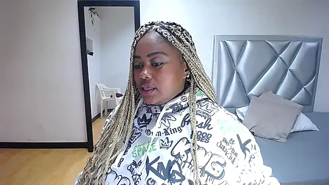 Snapshot of exotic_karmella chatting on March 10, 8:45 pm exotic karmella online show from March 10, 8:45 pm