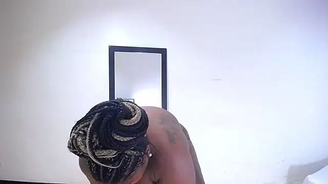 Snapshot of exotic_karmella chatting on September 24, 8:34 pm exotic karmella online show from September 24, 8:34 pm