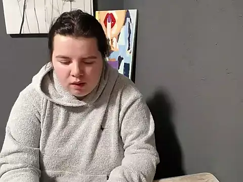 so shy online show from February 17, 10:18 am