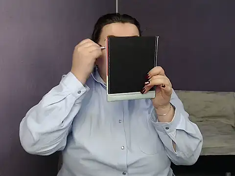 so shy online show from October 10, 7:18 am