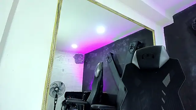 DarlingBDSM  online show from October 21, 1:45 pm