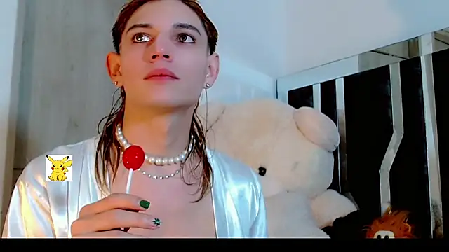 honey skin online show from February 5, 9:18 pm