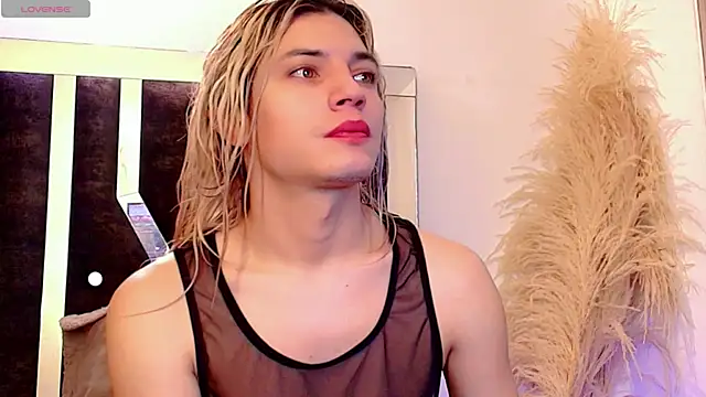 honey skin online show from February 22, 9:02 pm