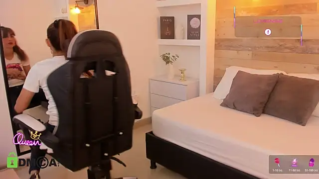 candy summer28 online show from April 20, 7:15 pm