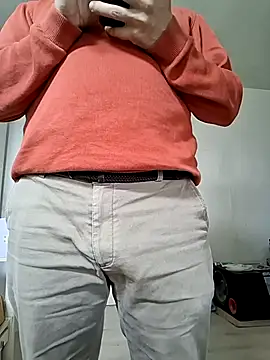 Snapshot of forfuntr chatting on March 21, 11:12 am forfuntr online show from March 21, 11:12 am