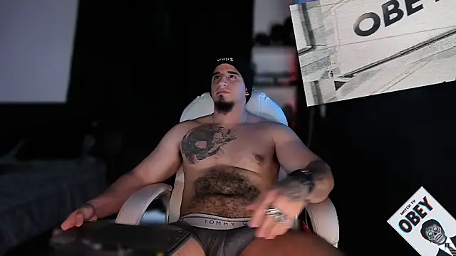 kingbear777 online show from February 6, 5:57 am