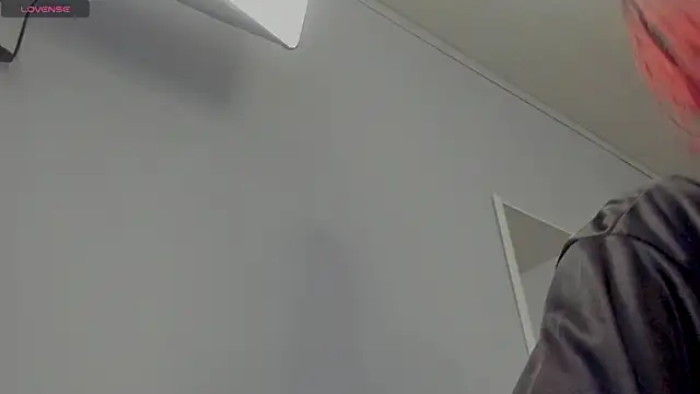 ScarletGV online show from March 6, 5:24 am