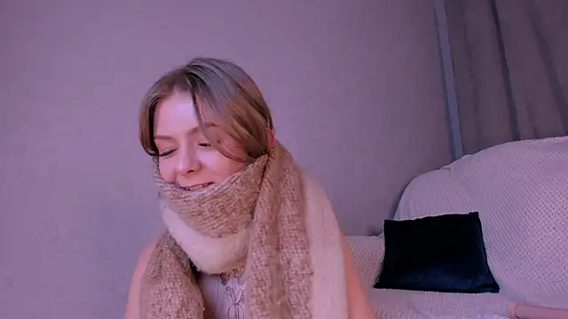 Naomi Girly online show from December 25, 2:46 am